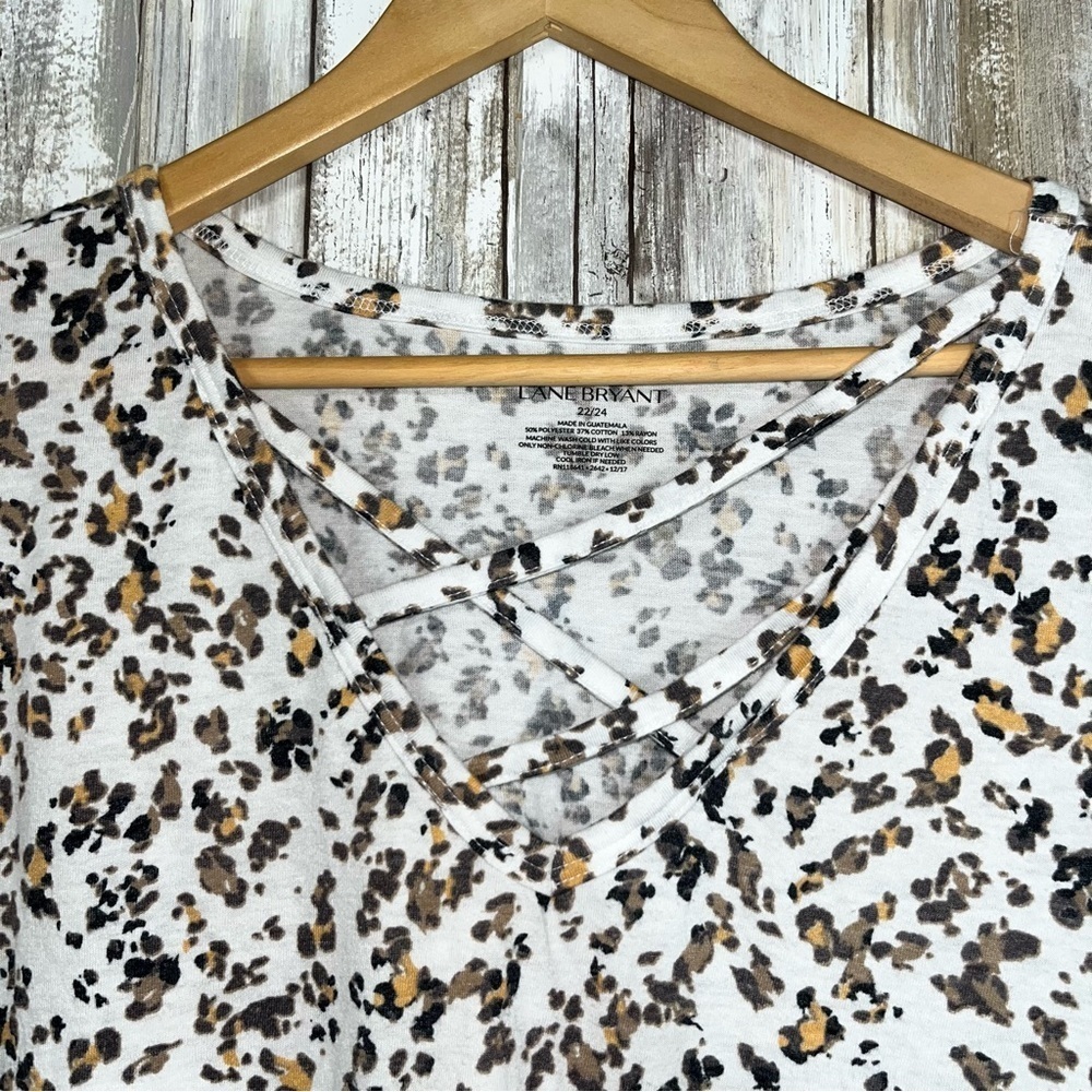 Lane Bryant Leopard Print Criss Cross Neck Tank Top Size 22/24 Plus Sleeveless - Picture 2 of 5